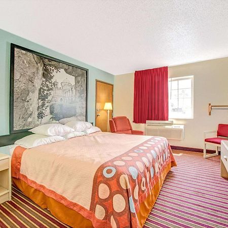 Отель Super 8 By Wyndham San Antonio/Fiesta Экстерьер фото